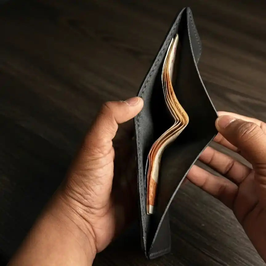 No.101 Bifold Leather Wallet (Jet Black)